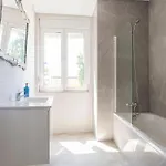 Near The River 3 Bedrooms Flat, With Ac For 9 *