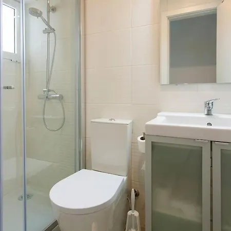 Near The River 3 Bedrooms Flat, With Ac For 9 * Lissabon