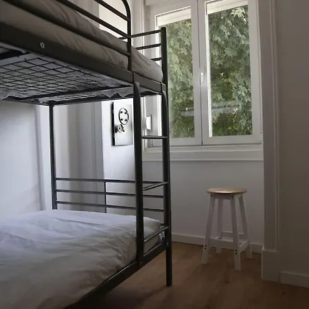 Lägenhet Near The River 3 Bedrooms Flat, With Ac For 9 Lisboa