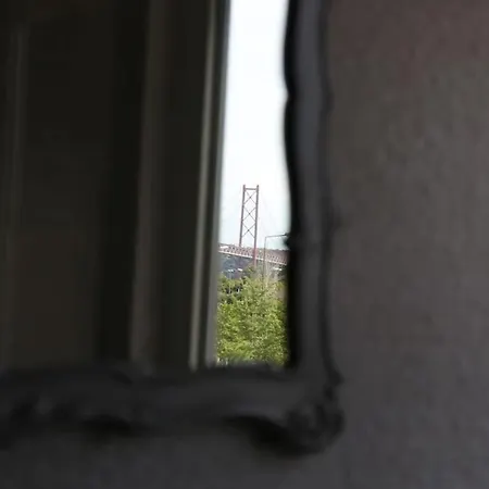 Near The River 3 Bedrooms Flat, With Ac For 9 Lägenhet Lisboa