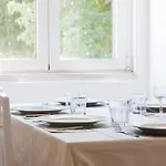 Near The River 3 Bedrooms Flat, With Ac For 9 * Lizbona
