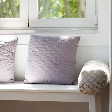 Near The River 3 Bedrooms Flat, With Ac For 9 Lejlighed